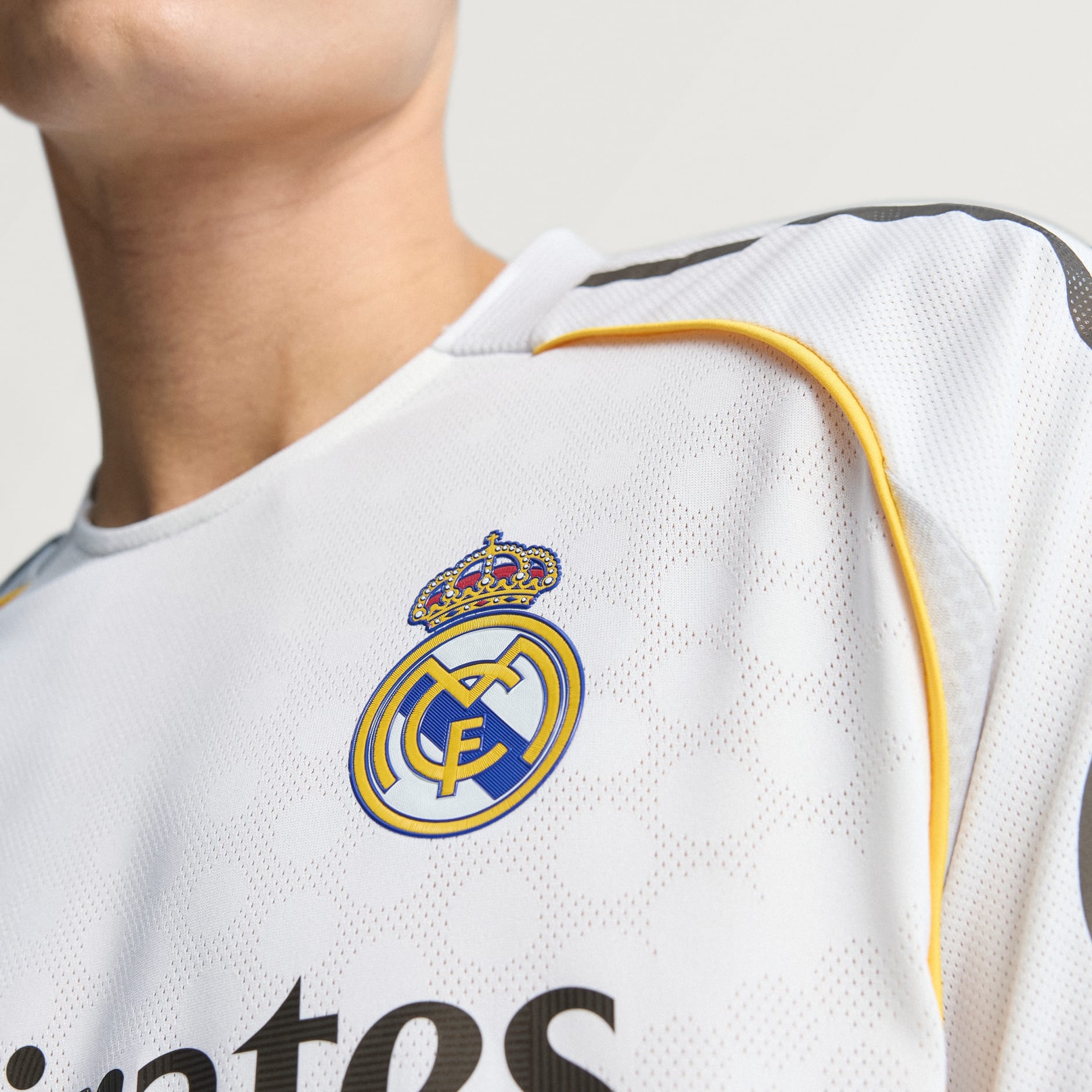 2025/26 Real Madrid Authentic Home Jersey