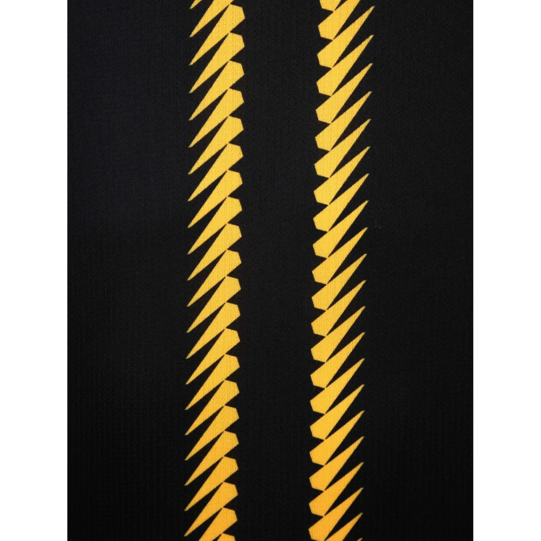 2024/25 KAPPA KAIZER CHIEFS KOMBAT AWAY JERSEY