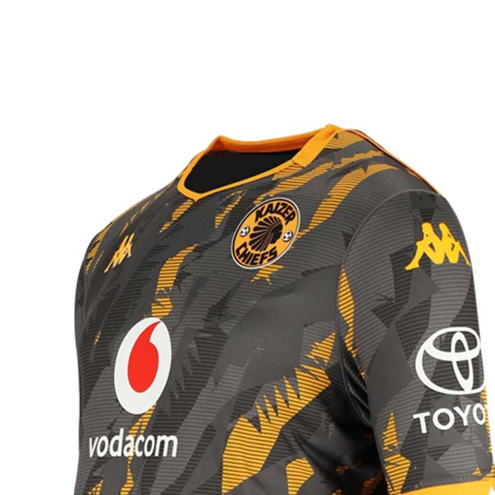 2025/26 KAPPA KAIZER CHIEFS KOMBAT AWAY JERSEY